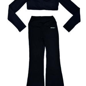 Conjunto deportivo flare pants